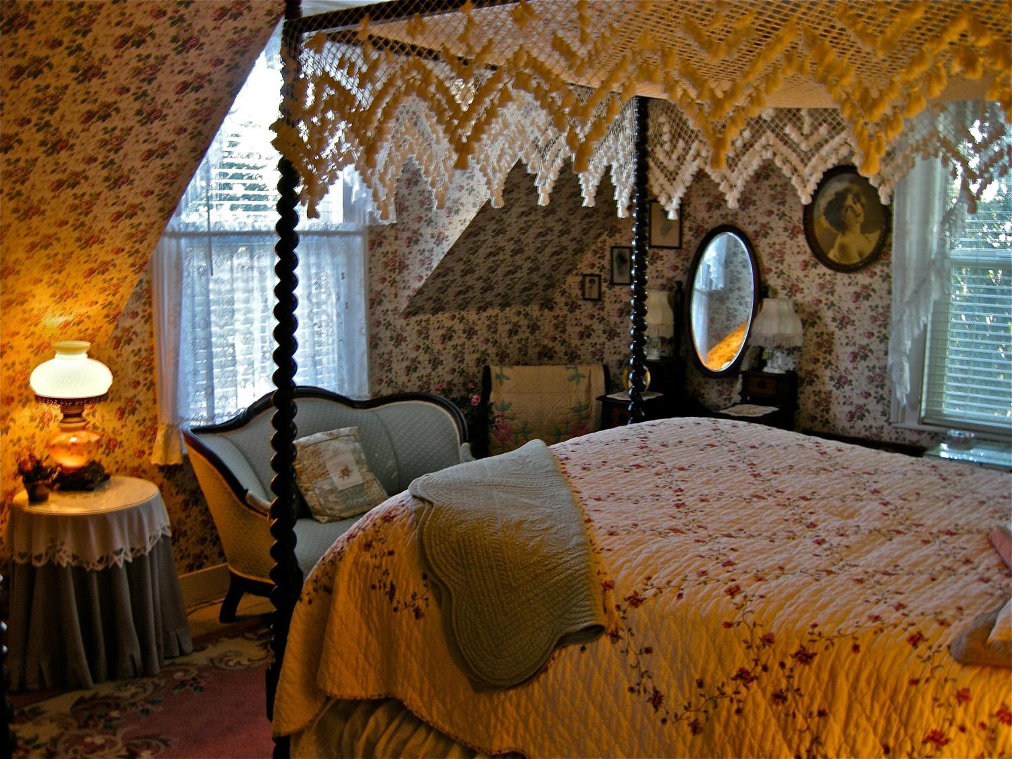 The Old Tower House Bed & Breakfast North Bend Exteriér fotografie